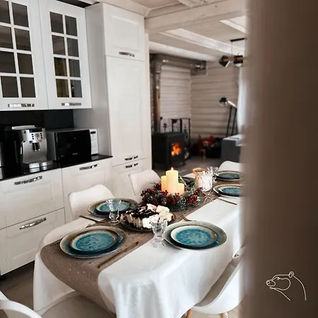 Chalet біла ведмедиця