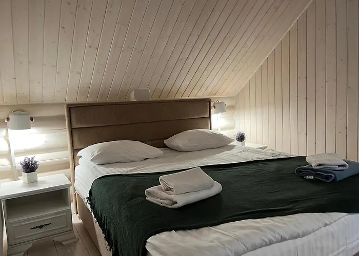 біла ведмедиця Chalet *